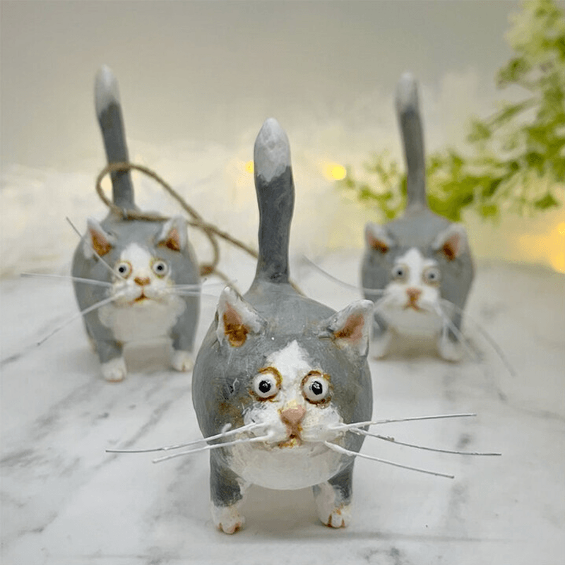 Handmade Cat Christmas Ornament in Hand-Painted Resin | Unique Festive Tree Hanger | Six Coat Designs, 6 x 5 x 3 cm